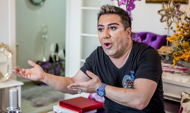 Fotoğraf çektirmek isteyen hayranına bağırdı