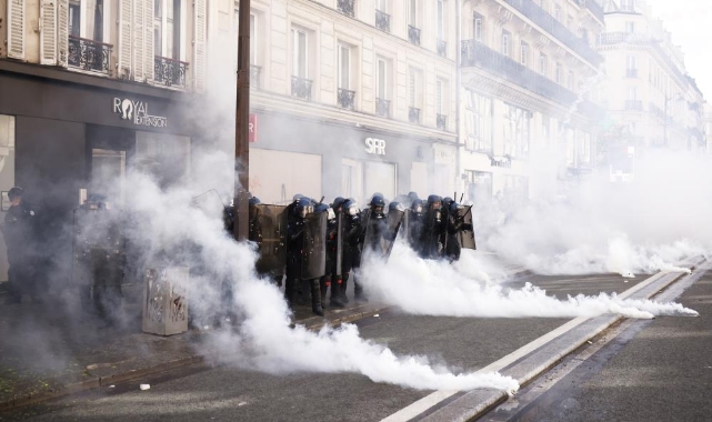 Fransa'da emeklilik protestosu