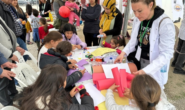Gemlik konteyner kentte çocuklara bilim şenliği morali