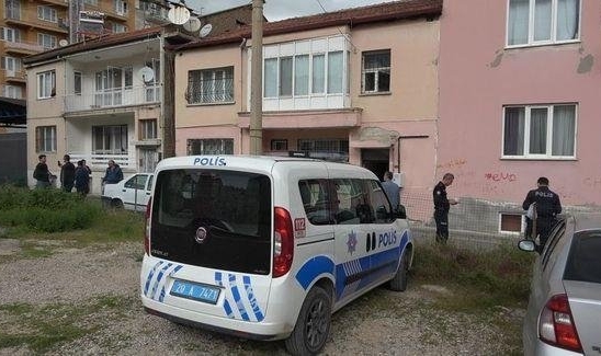 Genç kızın şüpheli ölümü!
