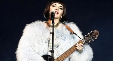 Göksel'den depremzede kız çocukları için konser