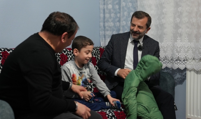 Gürsu'da bayramlıklar başkandan