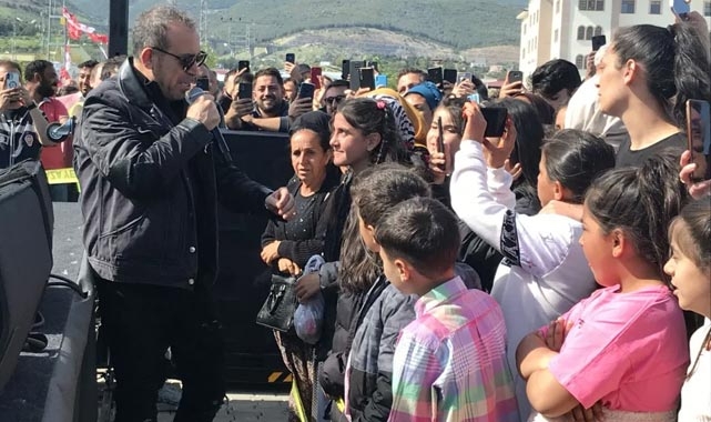 Haluk Levent, Nurdağı'nda konser verdi