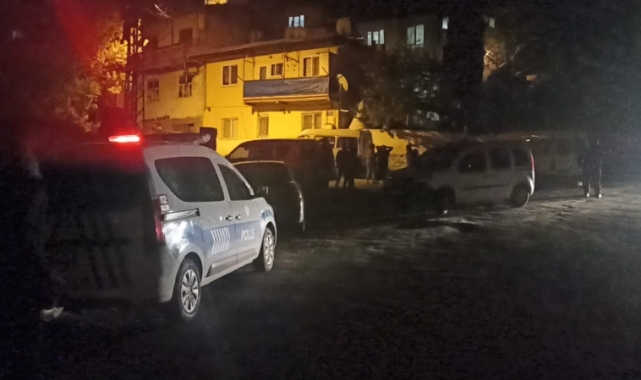 Hastane bahçesine saçma düştü