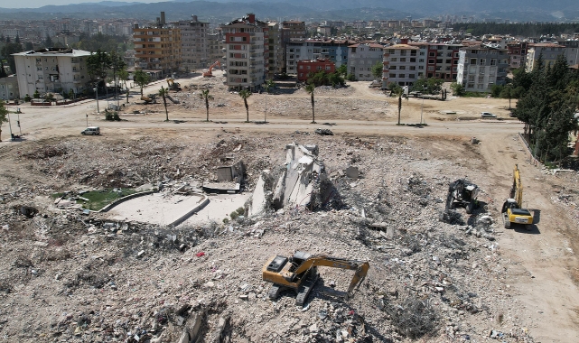Hatay'da enkaz kaldırma çalışmaları devam edecek
