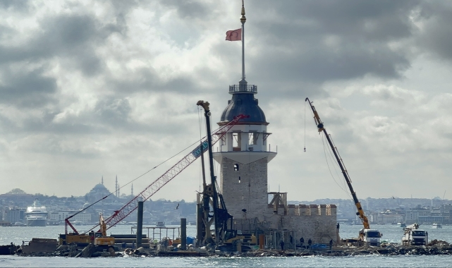 İskele kalktı Kız Kulesi göründü