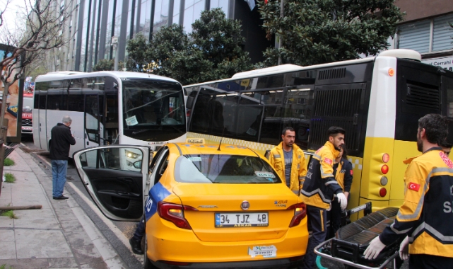 İstanbul'da servis minibüsü dehşet saçtı