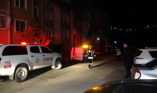 İstinat duvarı apartmanın üzerine çöktü