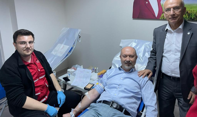 İYİ Parti Bursa'dan kan bağışı kampanyası