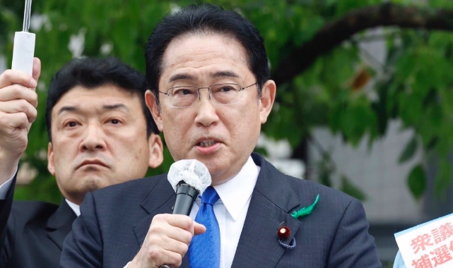 Japonya Başbakanına saldırı