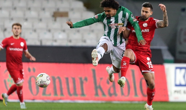Konyaspor ile Antalyaspor puanları paylaştı