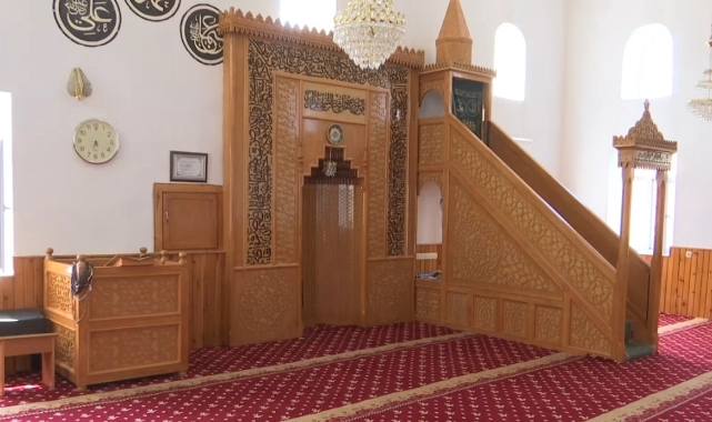 Lojmanı olmayan cami yıllardır imamsız!