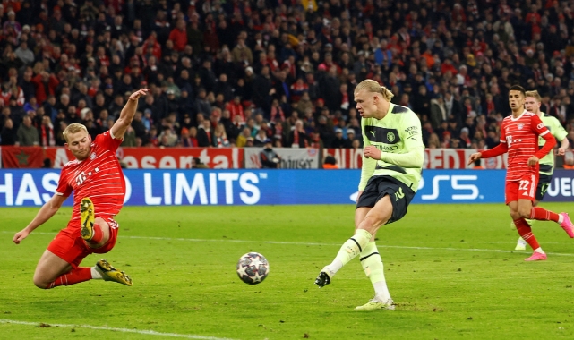 Manchester City yarı finalde