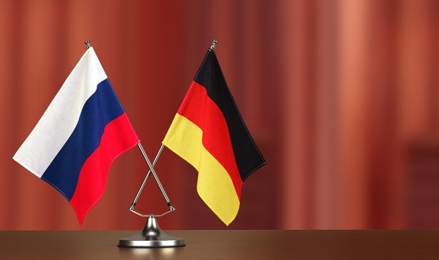Moskova'dan Berlin'e misilleme