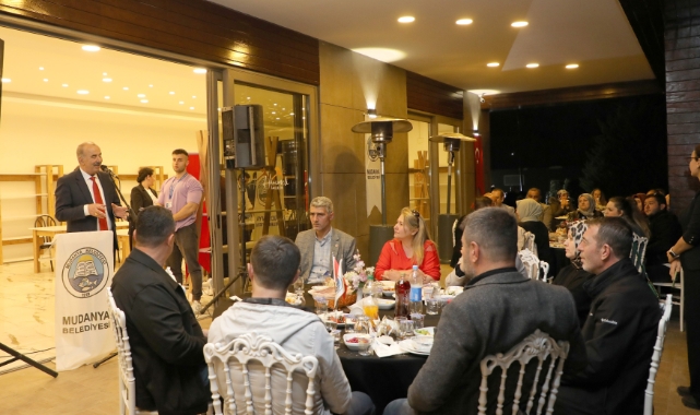 Mudanya Belediyesi muhtarları iftarda ağırladı