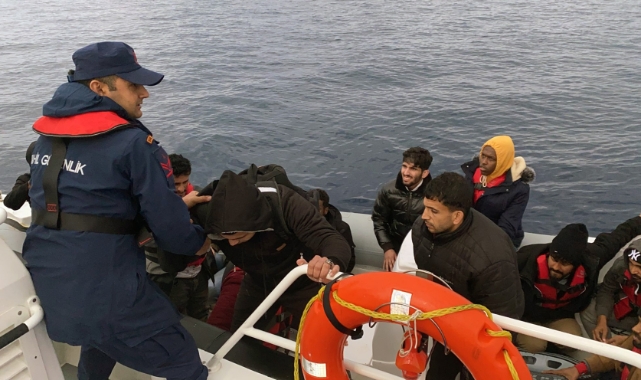 Muğla açıklarında düzensiz göçmen kurtarıldı