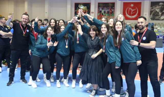 Nilüfer'in gençlerinden 4 şampiyonluk