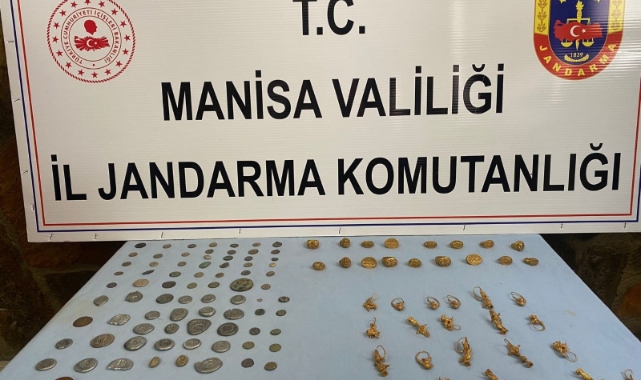 Onlarca sikke ve yüzük ele geçirildi