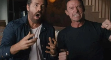 Ryan Reynolds: Hugh Jackman kendi vücuduna takıntılı