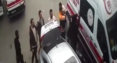 Sağlıkçılara levyeli saldırı