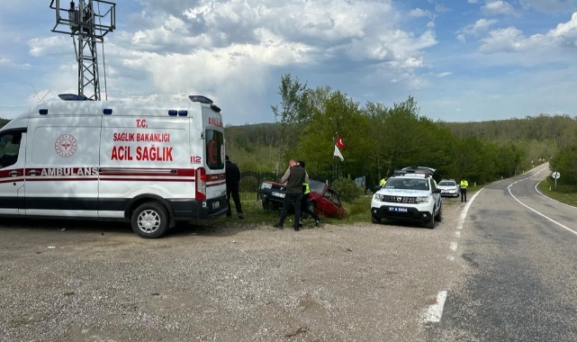 Şarampole yuvarlanan araçtaki 5 kişi yaralandı!
