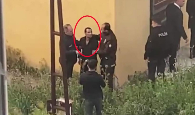 Sokak köpeğine dakikalarca işkence etti