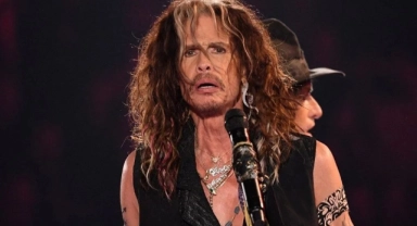 Steven Tyler cinsel taciz iddialarını reddetti