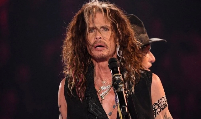 Steven Tyler cinsel taciz iddialarını reddetti