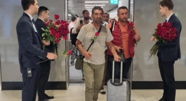 Sudan'dan ilk tahliye uçuşu yapıldı