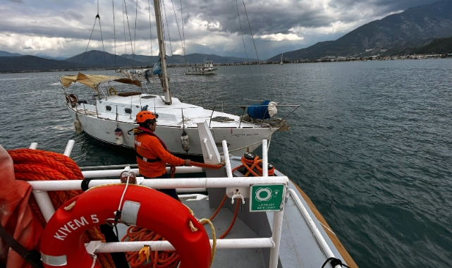 Sürüklenen tekne kurtarıldı
