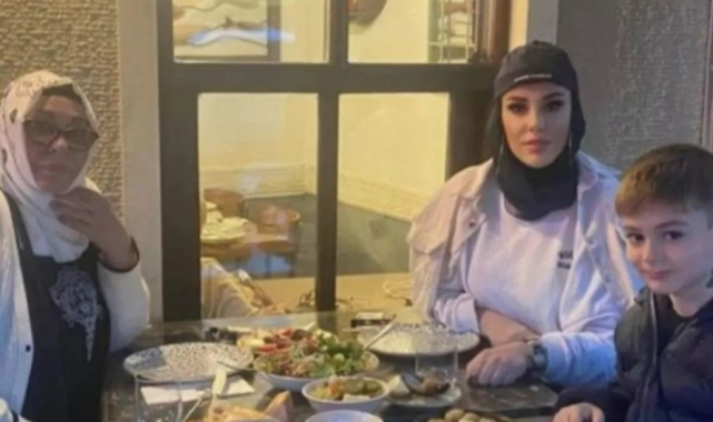 Tesettüre girmeye hazırlanan Tuğçe Tayfur, annesiyle iftar pozunu paylaştı