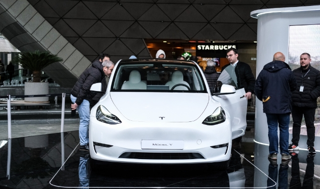 Tesla araçlara yoğun ilgi