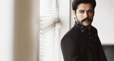 Ünlü oyuncunun teknesinin fiyatı dudak uçuklattı