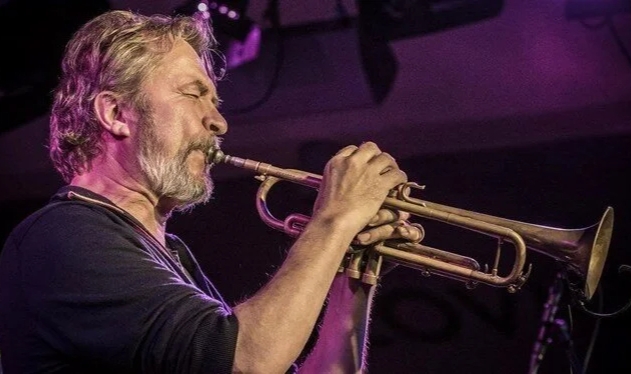 Usta caz müzisyenleri ile Nils Petter Molvær aynı sahnede