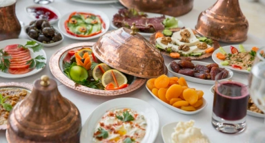 Uzman isimden öneri: Ramazan ayında kilo almanın ve vermenin önüne geçmek için...