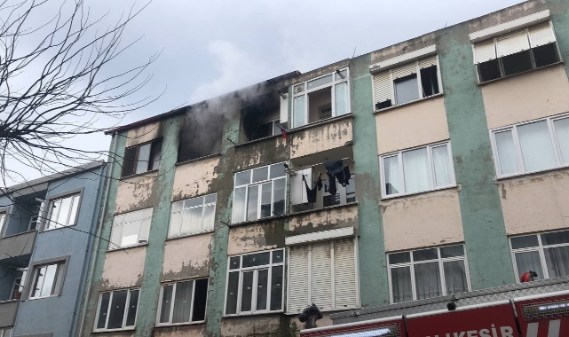 Yangın sonrası 2 kişi hastaneye kaldırıldı