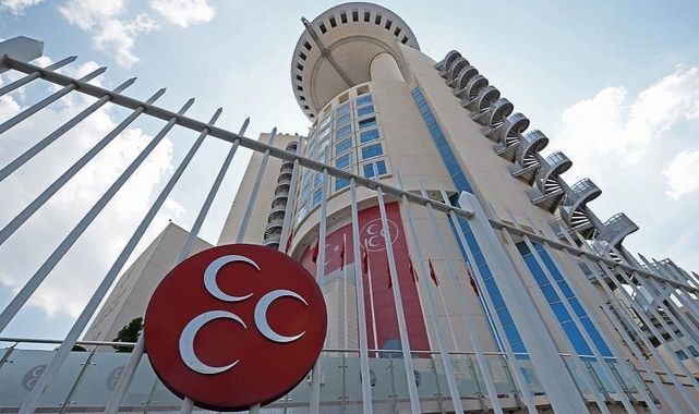 Zafer Partisi'nden istifa edip MHP'ye katıldılar