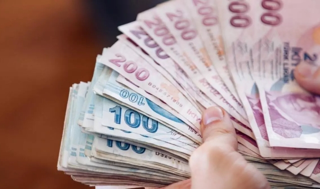 1 Mayıs'ta asgari ücrete zam açıklaması