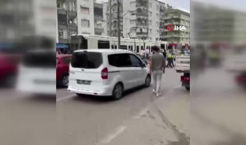15 yaşındaki genç tramvayın altında can verdi!