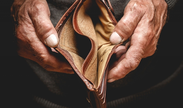 Açlık sınırı 9.814 lira oldu