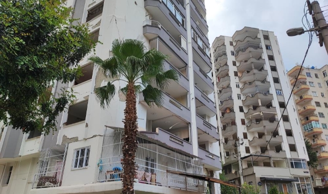 Adana'da depremin vurduğu 7 mahallede yıkım kararı