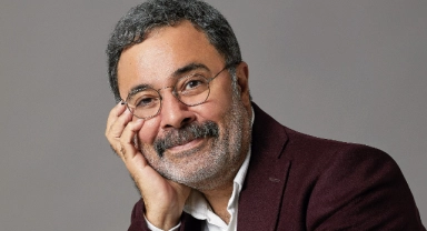 Ahmet Ümit: 'Bahar artık çok daha yakın'