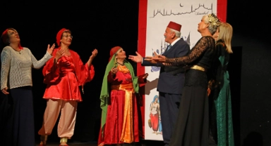 Aktif yaşlılardan müzikal komedi