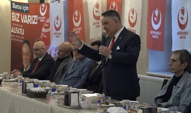 Alfatlı, karate camiası ile buluştu