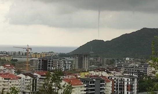 Antalya'da hortum paniği