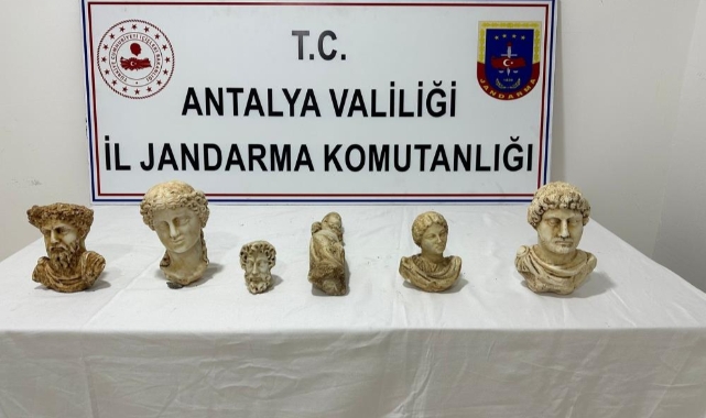 Antalya’da tarihi eser operasyonu: 4 gözaltı