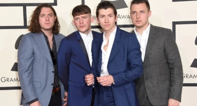 Arctic Monkeys, Oslo konserinde Barış Manço çaldı