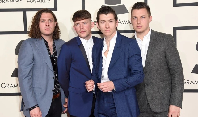 Arctic Monkeys, Oslo konserinde Barış Manço çaldı