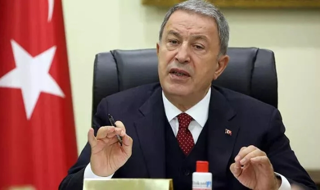 Bakan Akar'dan 'Anneler Günü' mesajı