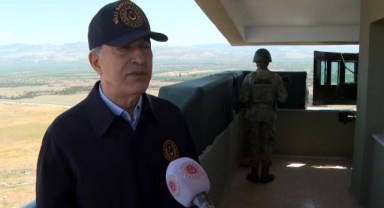 Bakan Akar: "Kendine güvenen varsa yasa dışı geçişi denesin"
